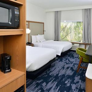 Queen Room Hearing Accesible
